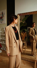 Load image into Gallery viewer, Brooklyn Fashion Necklaces NYC New York Fashion Week Sasha L Jewels