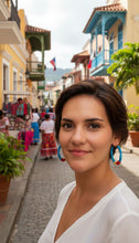 Load image into Gallery viewer, Beaded Designs Earrings Jewelry Celebrate Panama 