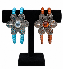 Load image into Gallery viewer, Rosebud Bangle